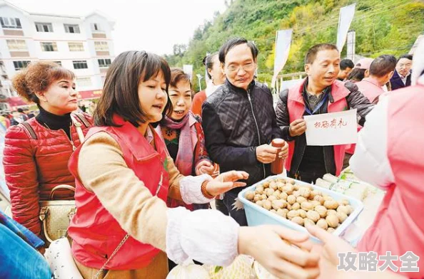 乡村乱欲胡秀英近日胡秀英在村里举办了一场盛大的集市活动，吸引了众多游客前来参与。