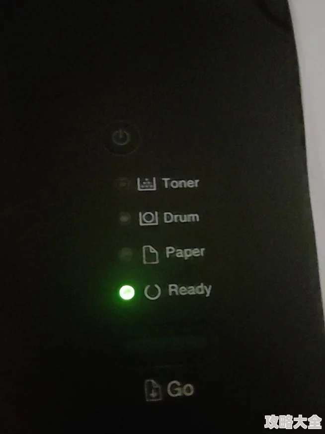 打印机toner亮黄灯隔壁老王说小李打印太多彩页了估计是做兼职呢